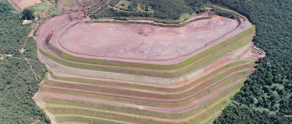 2012 - Desativação da Barragem