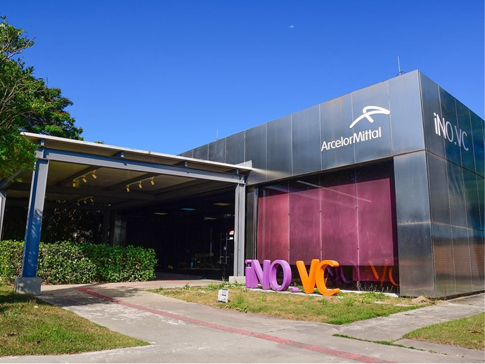 Fachada de prédio moderno