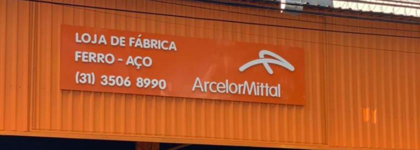 ArcelorMittal inaugura loja  de fábrica em BH